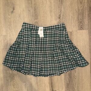 Hollister Green and White Mini Skater Skirt